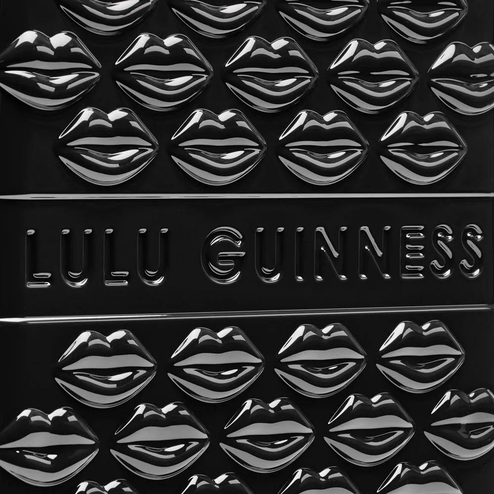 BLACK LULU LIPS CABIN SPINNER CASE