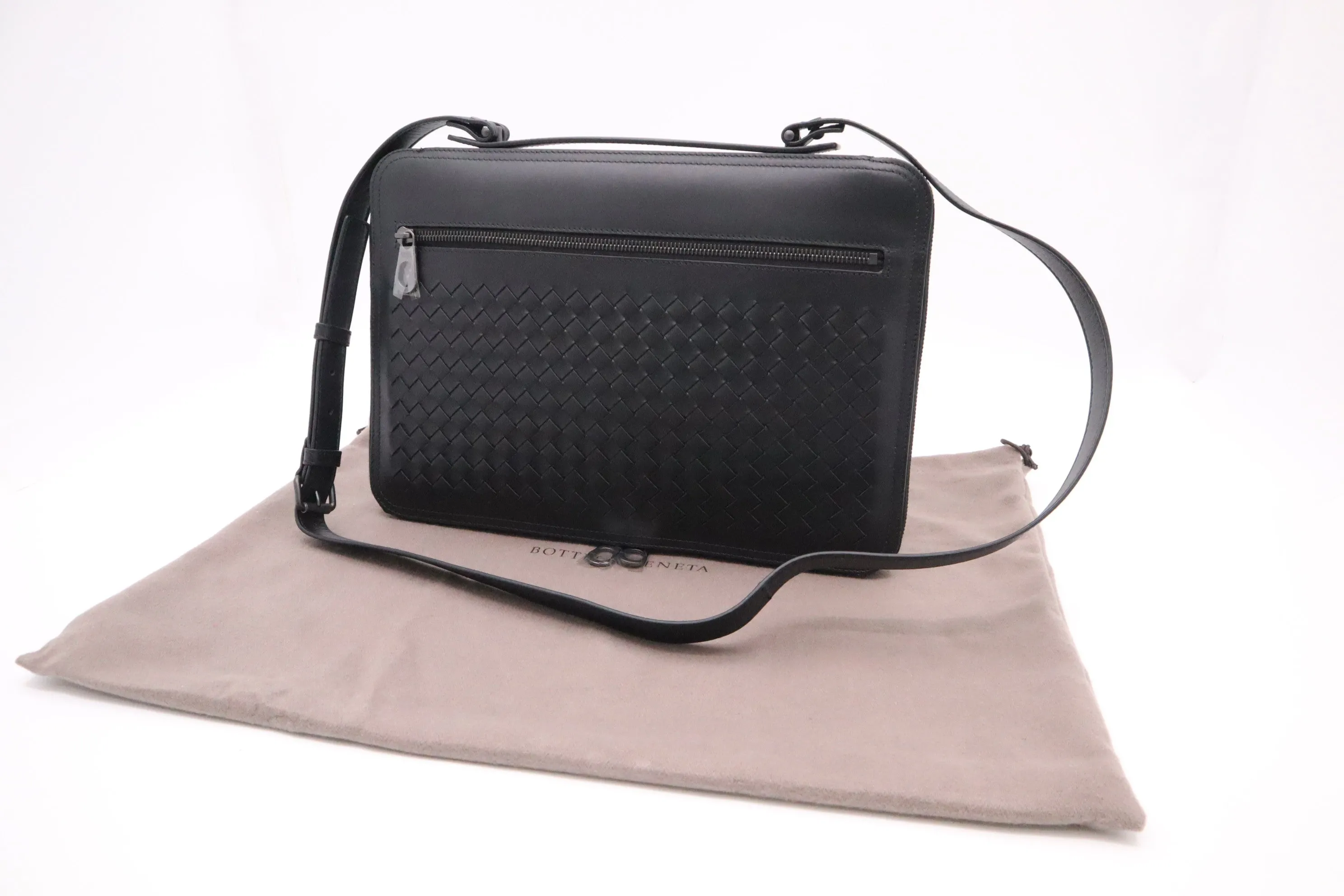 Bottega Veneta Document Bag in Black Intrecciato Leather