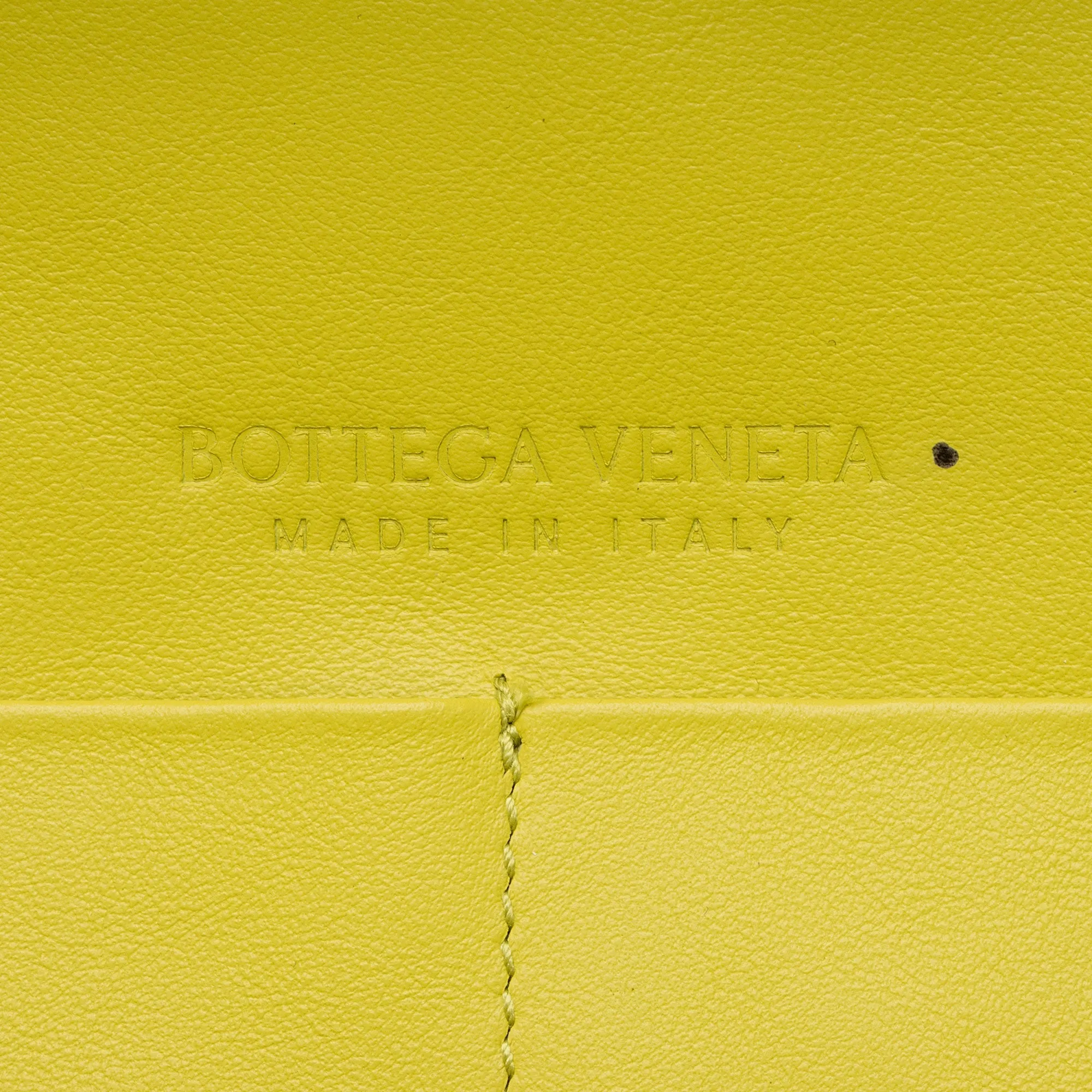 Bottega Veneta Intrecciato Nappa Clasp Document Case (SHF-7GVbuO)