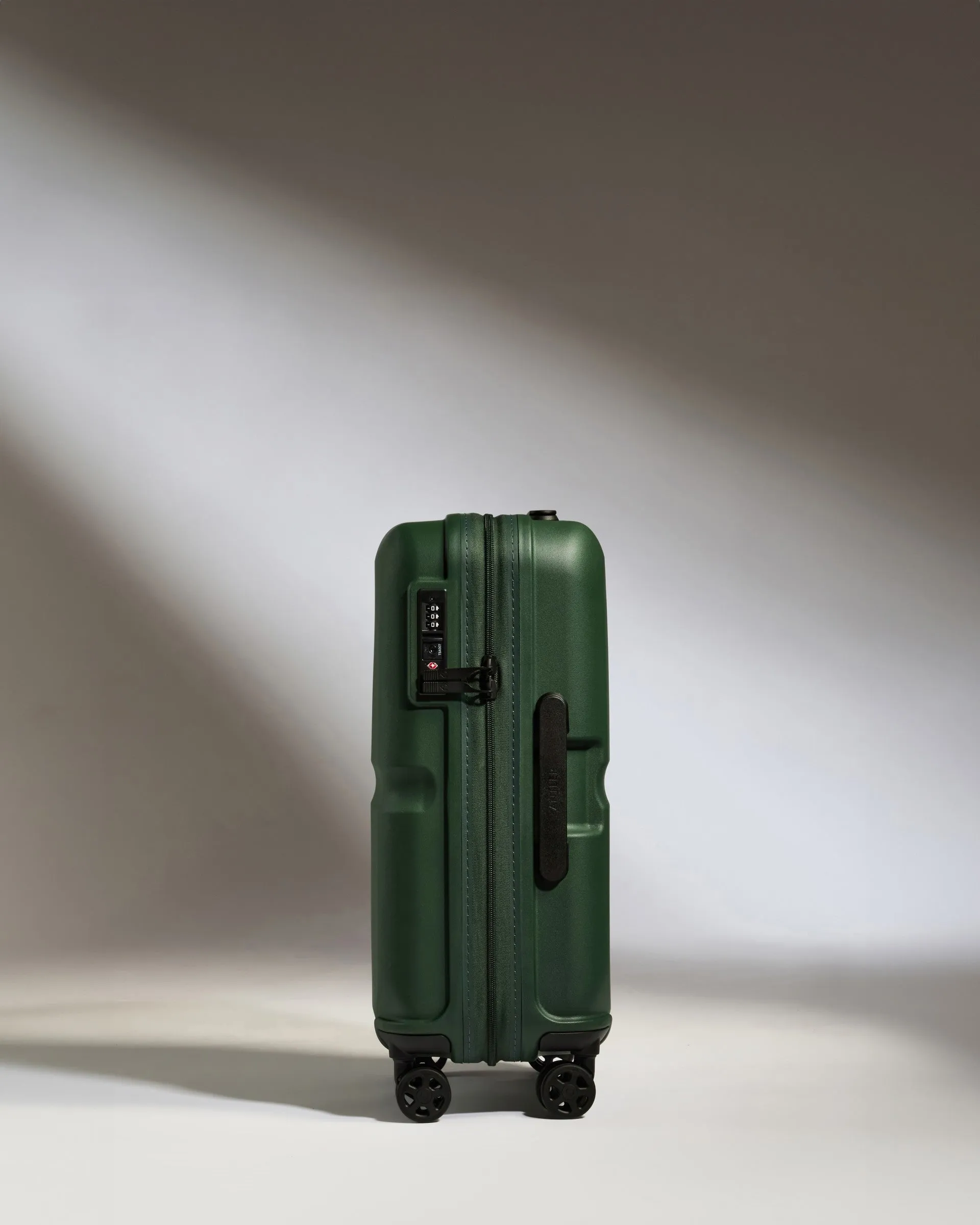 Cabin Suitcase in Antler Green - Single Stripe