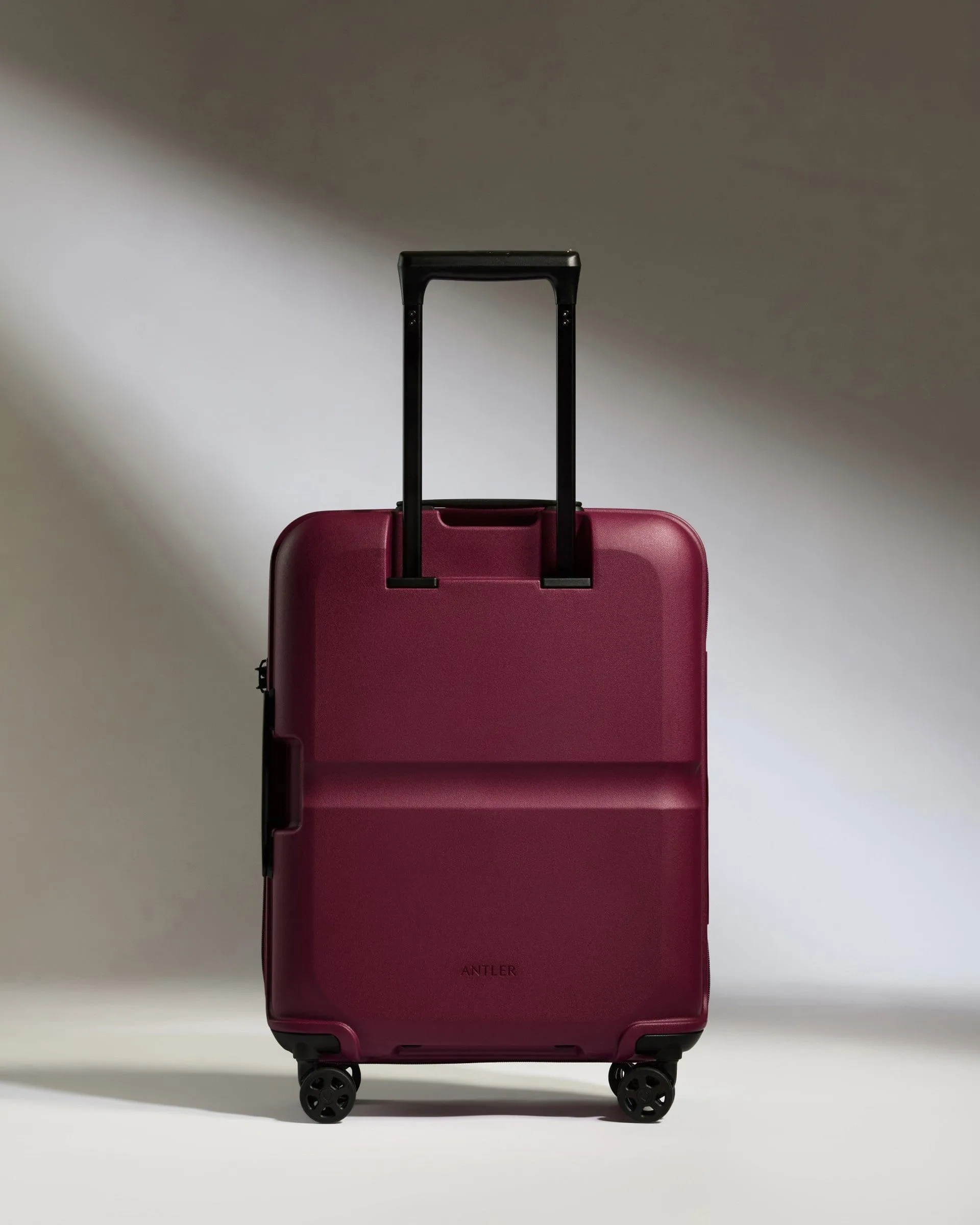 Cabin Suitcase in Heather Purple - Single Stripe