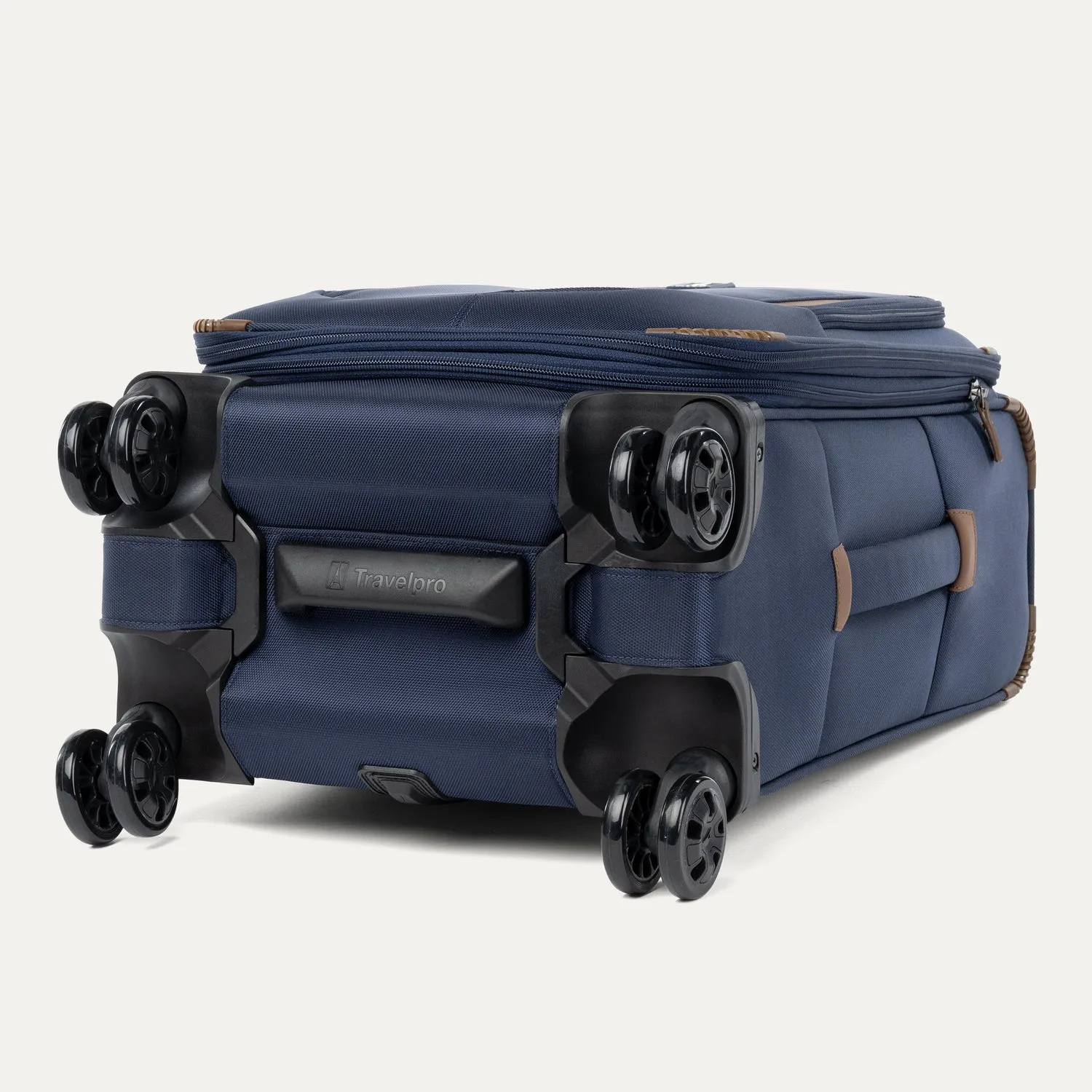 Crew™ Classic Carry-On / Large Check-in Luggage Set