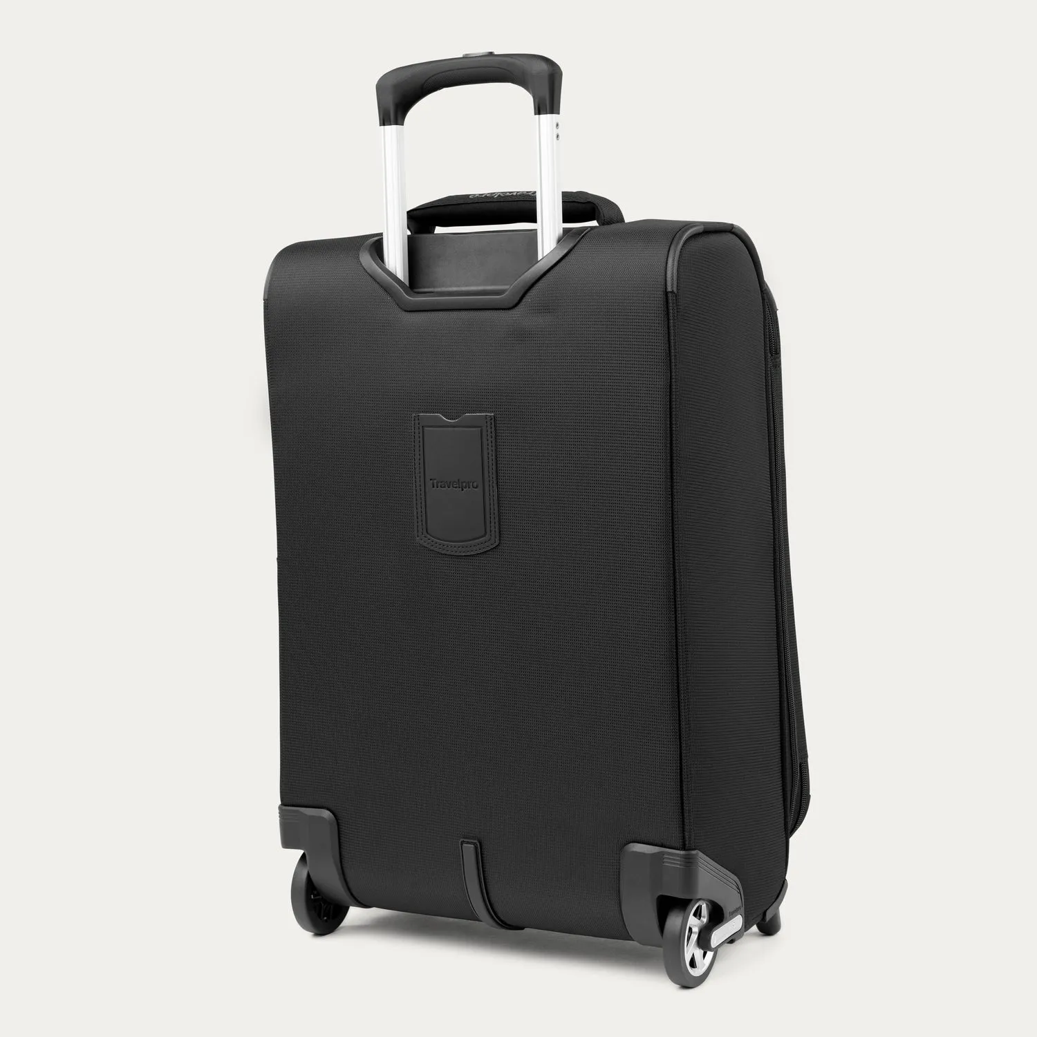 Maxlite® 5 22" Carry-On Rollaboard®