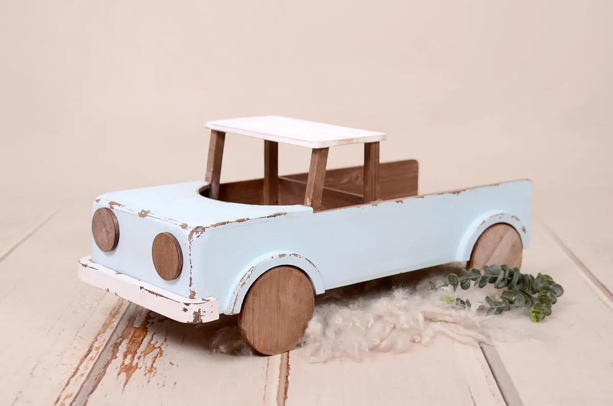 Rustic Pickup Truck - Light Blue