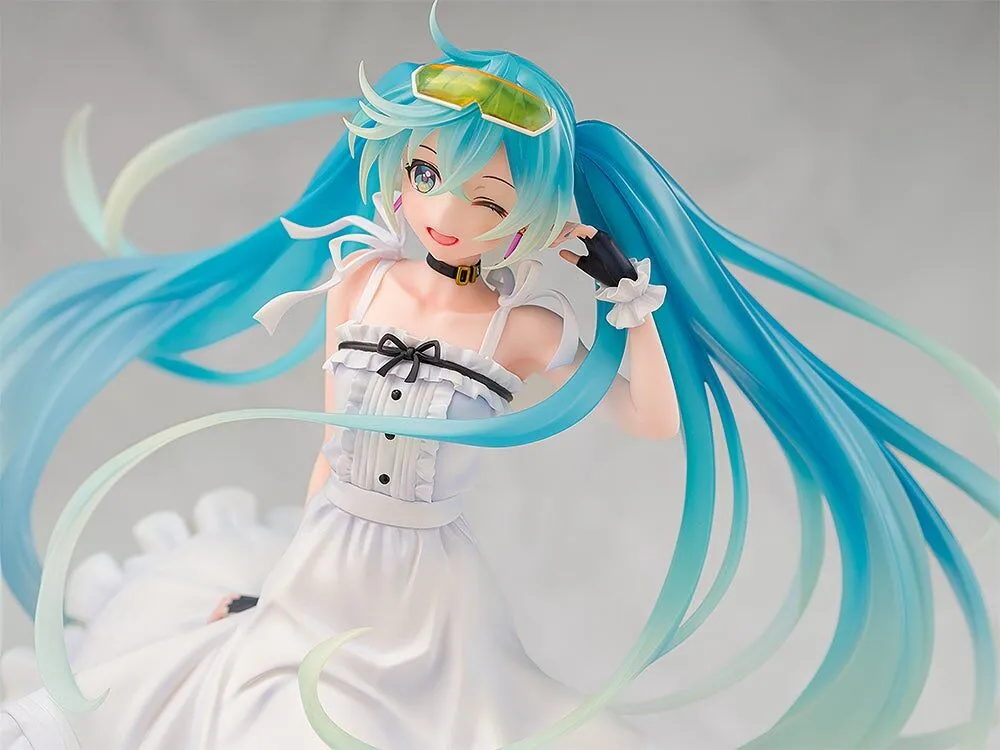 Vocaloid Hatsune Miku GT Project Racing Miku (2021 Vacation Style Ver.) 1/7 Scale Figure *Pre-order*