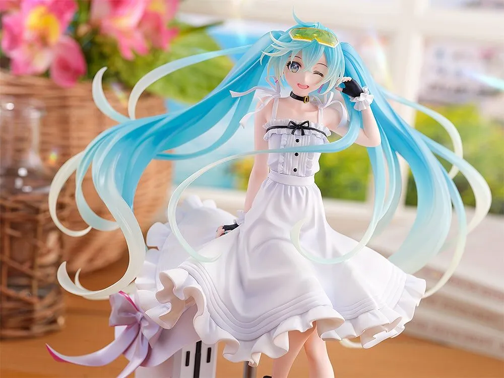 Vocaloid Hatsune Miku GT Project Racing Miku (2021 Vacation Style Ver.) 1/7 Scale Figure *Pre-order*