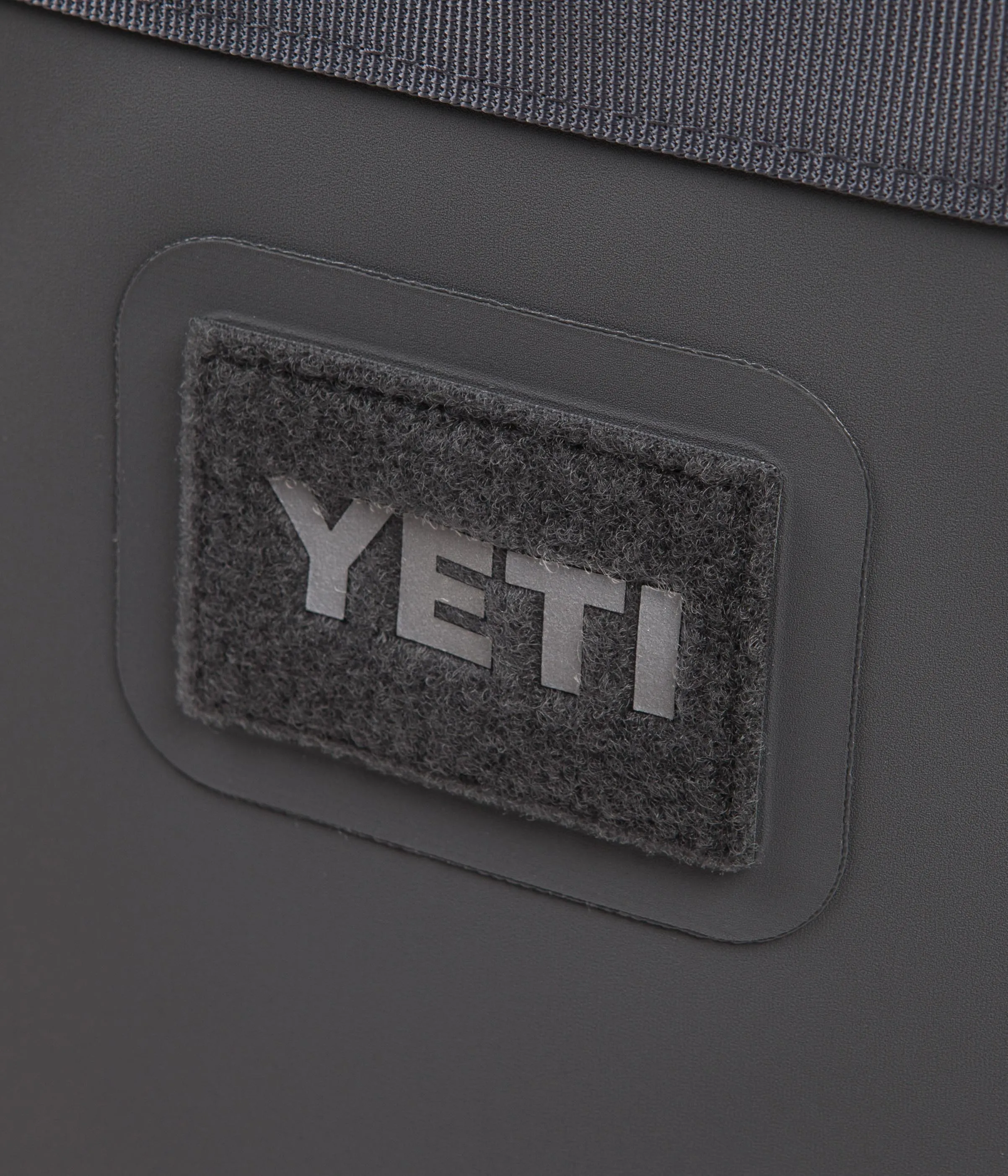 Yeti Camino Carryall 35 Bag - Storm Grey